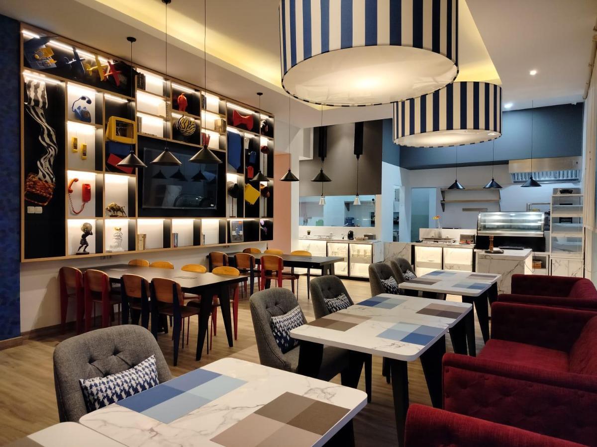 Готель Moritz Biz Gandaria Джакарта Екстер'єр фото